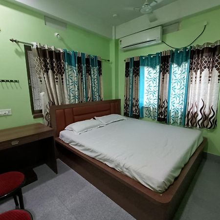 Ujjayanta Homestay 아가르탈라 외부 사진