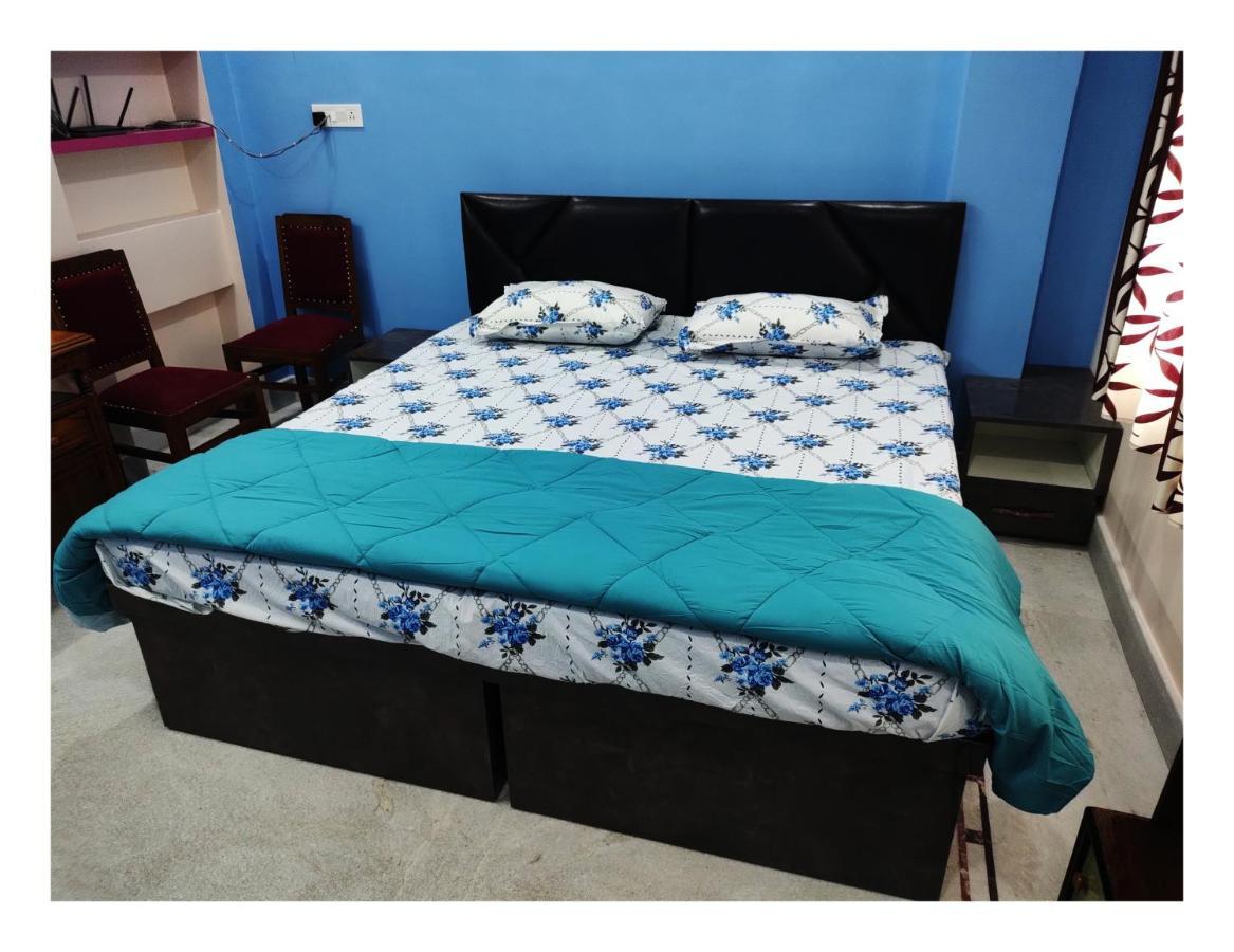 Ujjayanta Homestay 아가르탈라 외부 사진